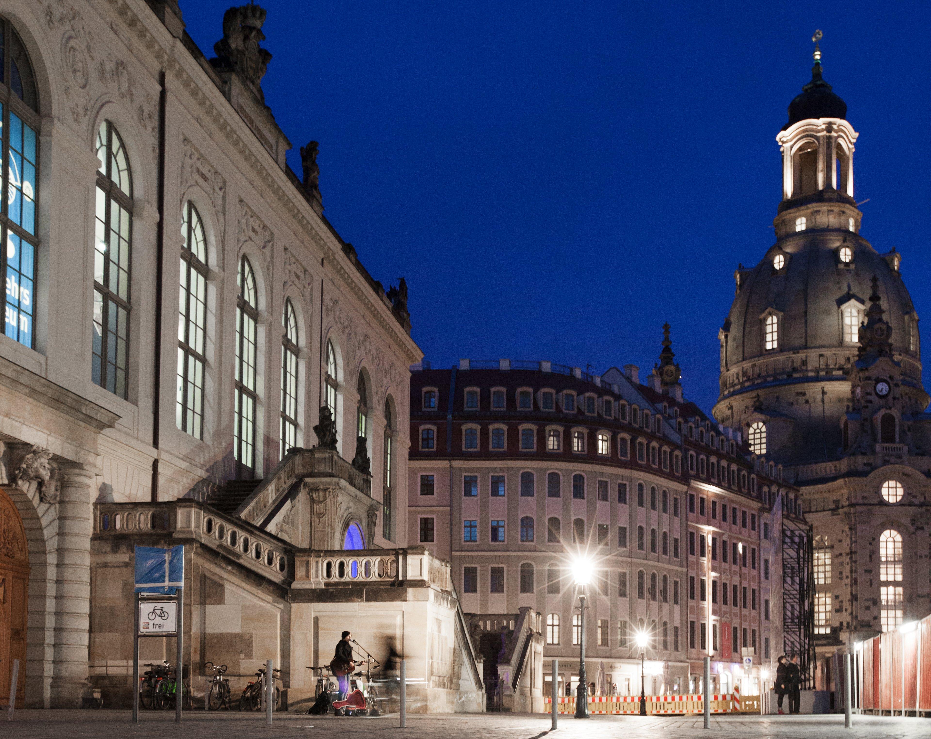 Holiday Inn Express Dresden City Centre Exterior photo